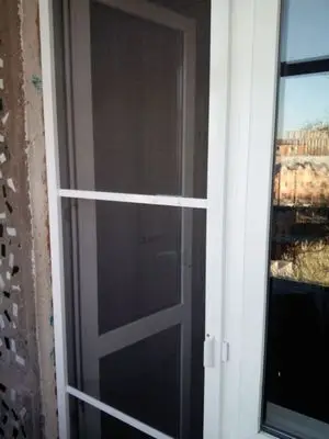 Москитная дверь